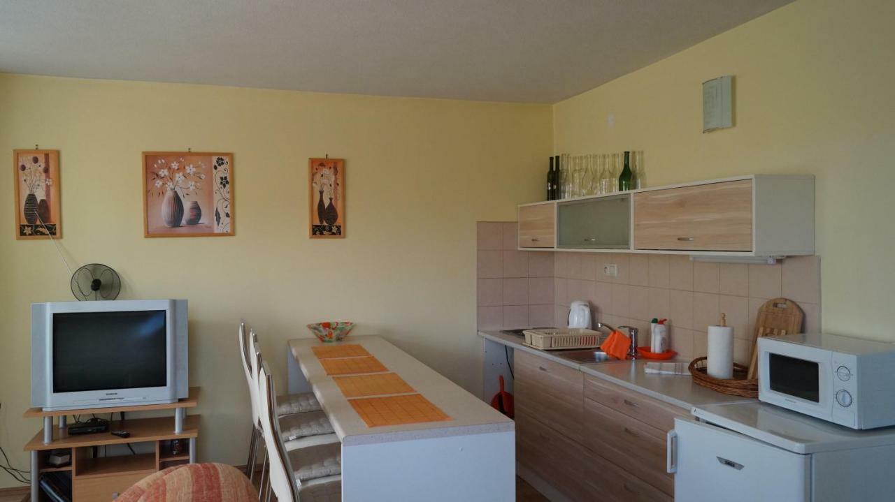 Chalupa U Martinov Liptovsky Trnovec Luaran gambar